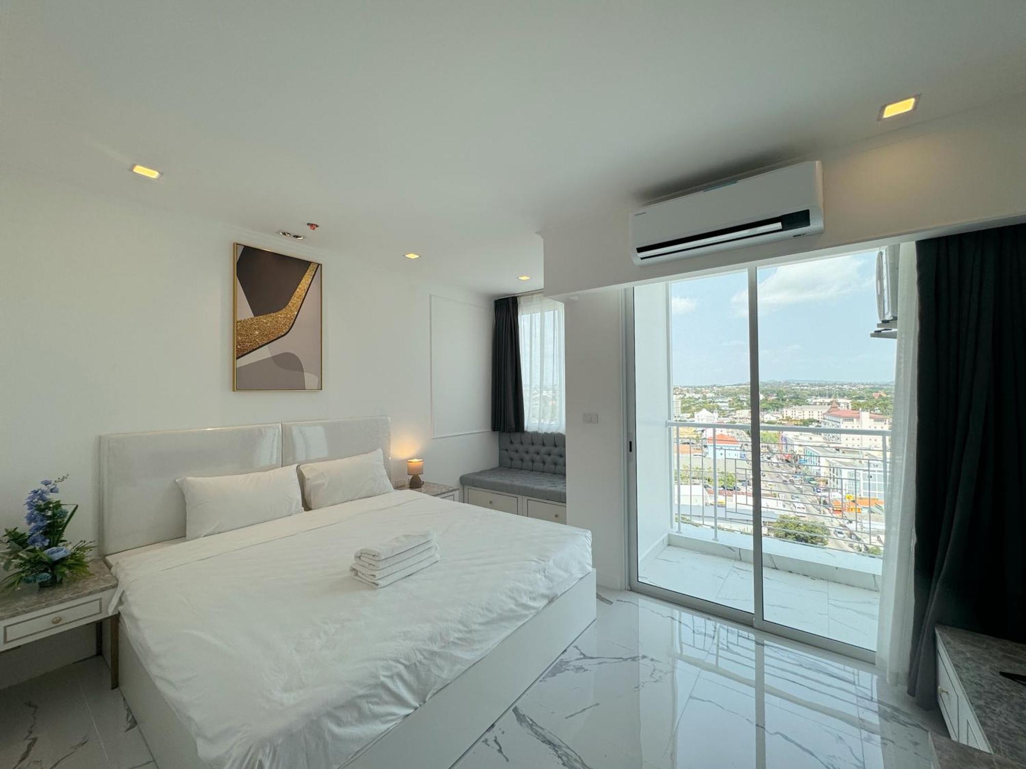 The Empire Chic Residence Jomtien & Yahaha Buitenkant foto