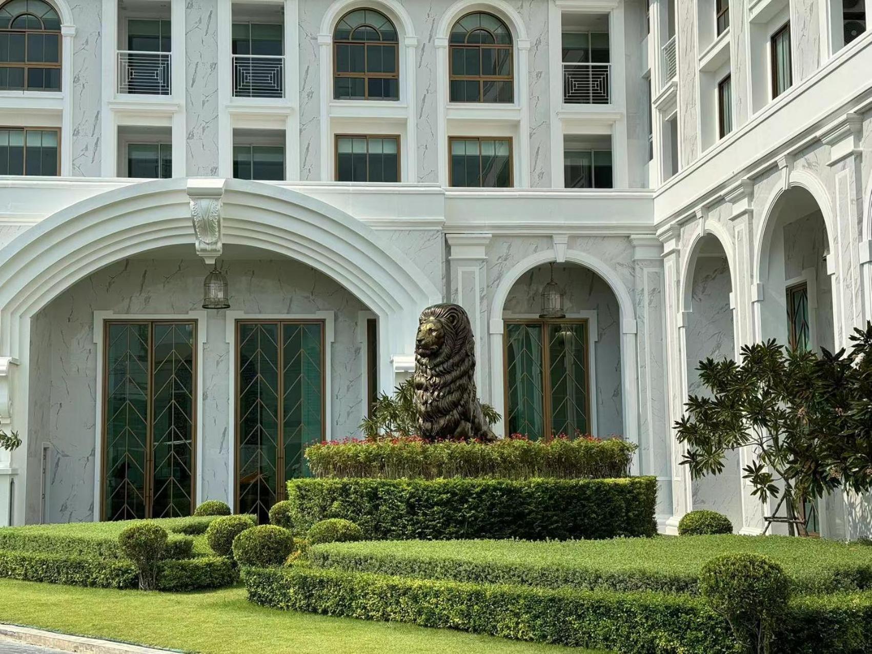 The Empire Chic Residence Jomtien & Yahaha Buitenkant foto
