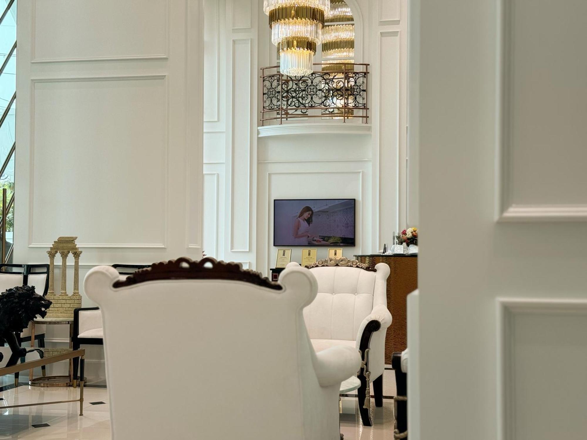 The Empire Chic Residence Jomtien & Yahaha Buitenkant foto
