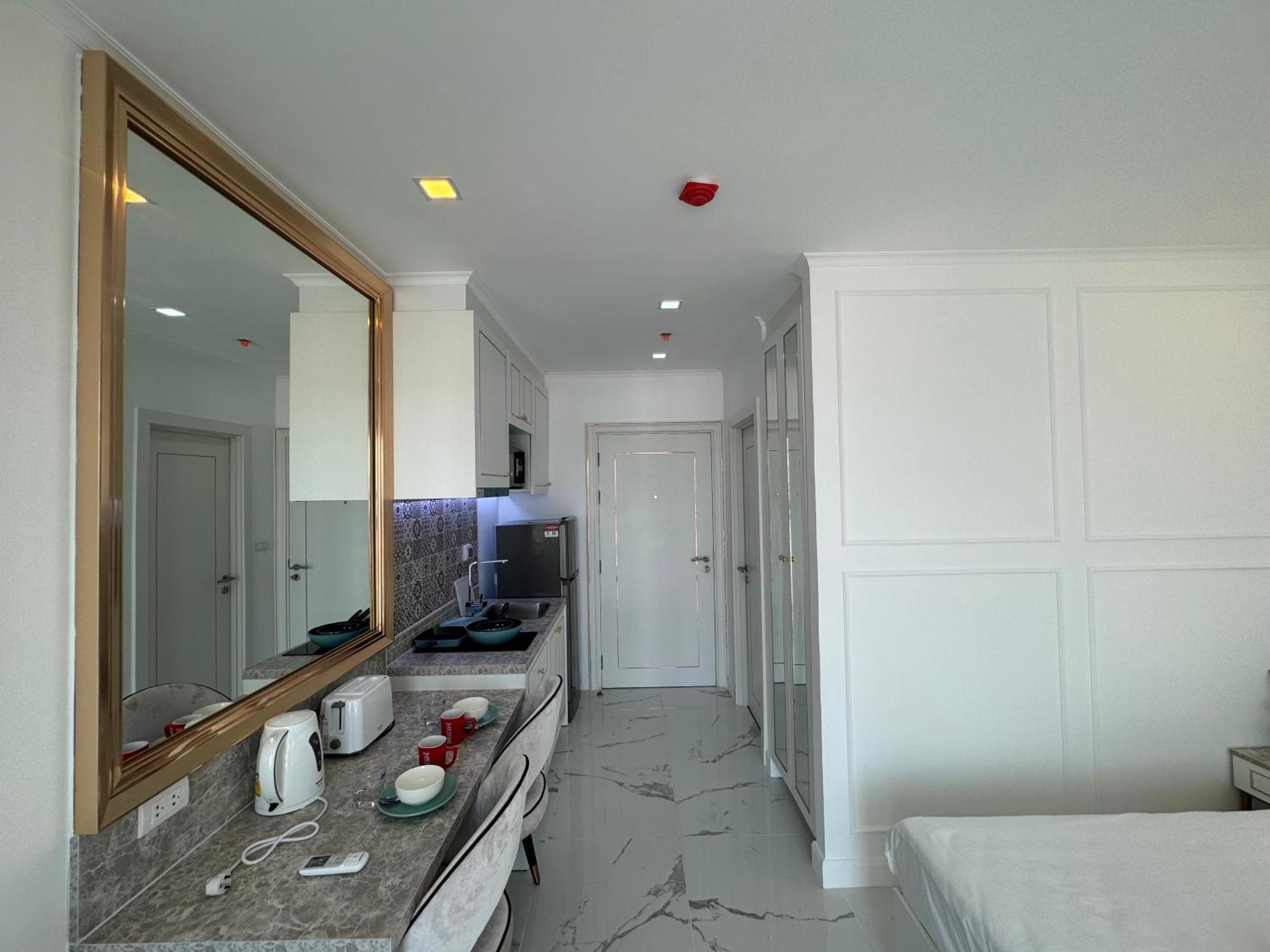 The Empire Chic Residence Jomtien & Yahaha Buitenkant foto