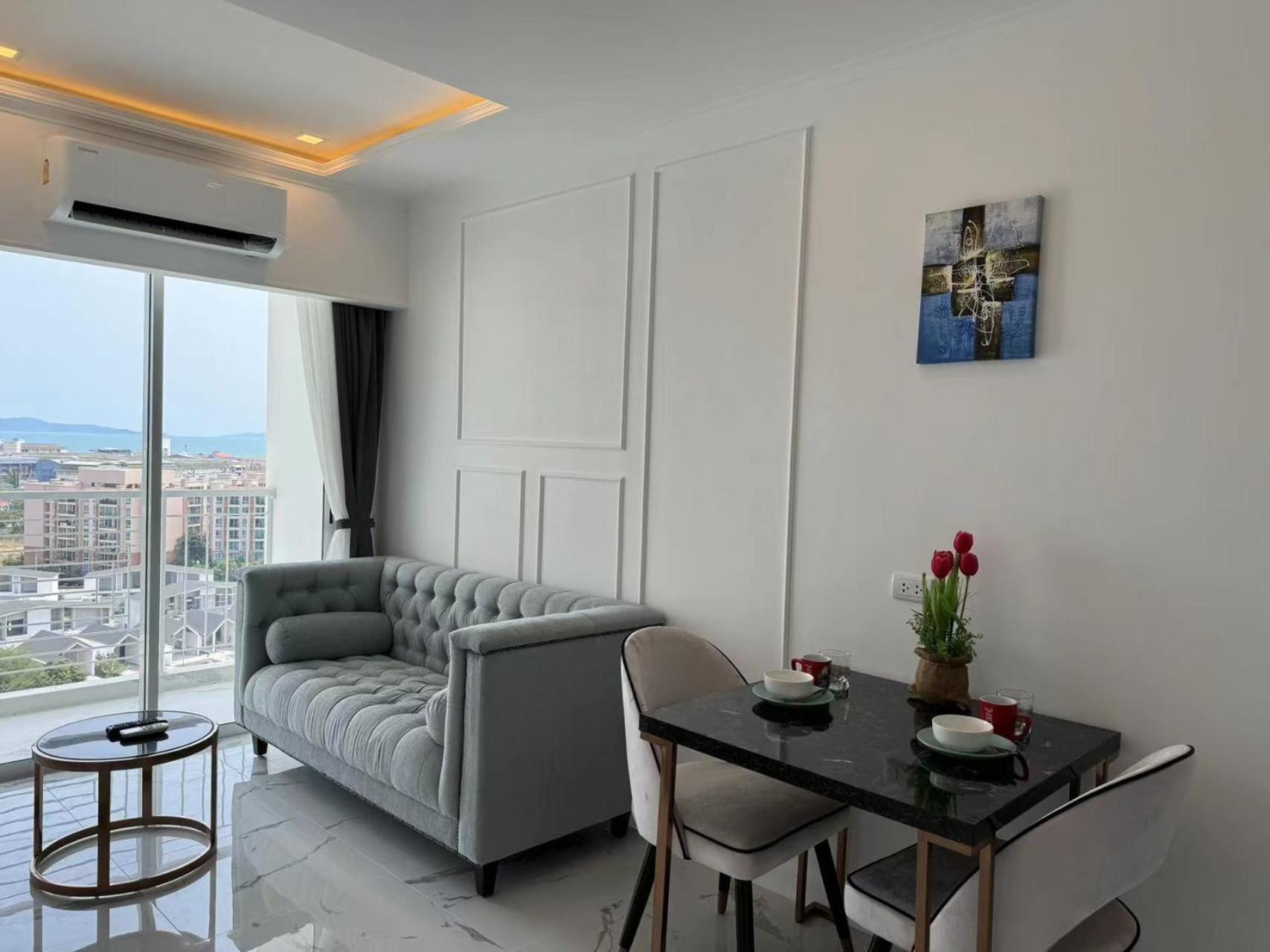 The Empire Chic Residence Jomtien & Yahaha Buitenkant foto